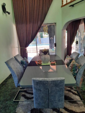 Bloom house bendor
